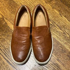 FRYE Ivy Slip-On Leather Sneakers